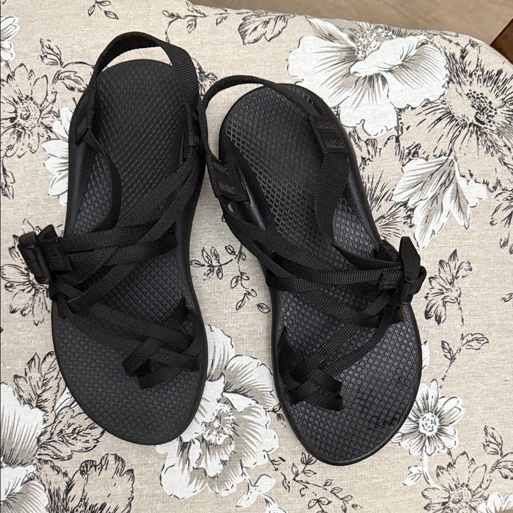 Women's Black Chacos